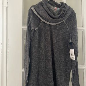 NWT Free People two-toned gray sweater